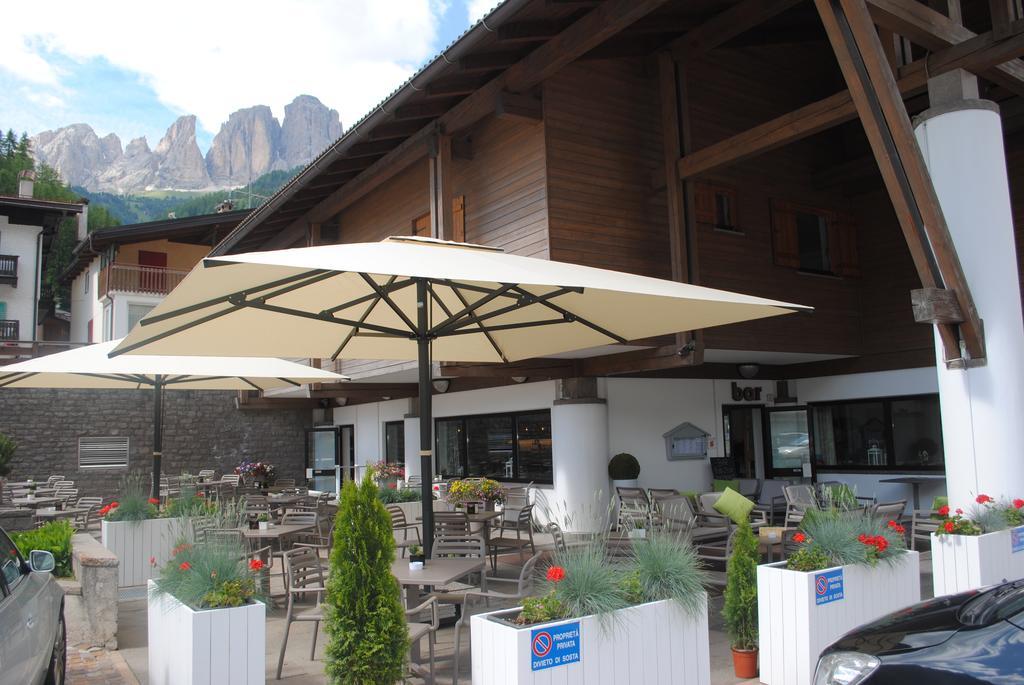 Bed & Breakfast Garni Tobia Кампителло-ди-Фасса Экстерьер фото