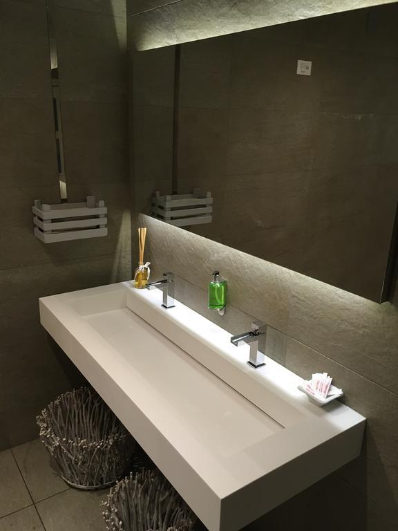 Bed & Breakfast Garni Tobia Кампителло-ди-Фасса Экстерьер фото